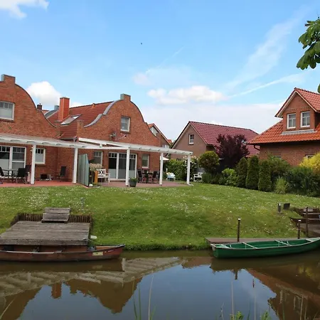 Grachtenkate Tatil Evi Greetsiel